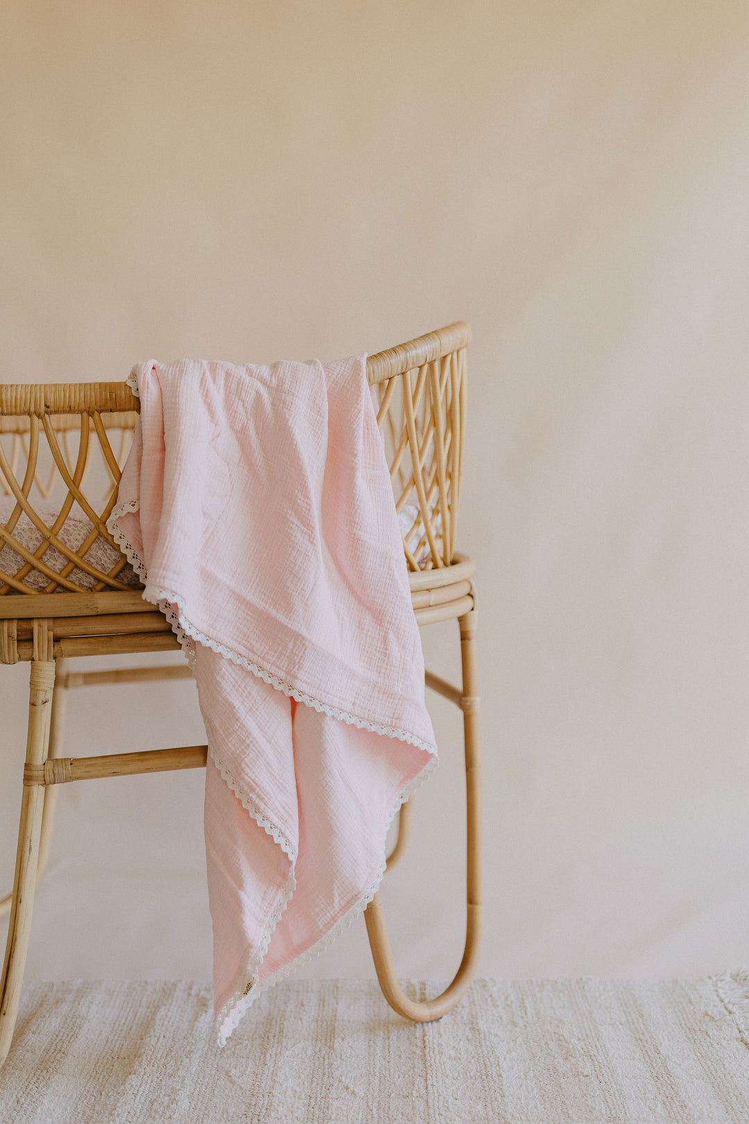 Classic Muslin Blanket | Soft Pink