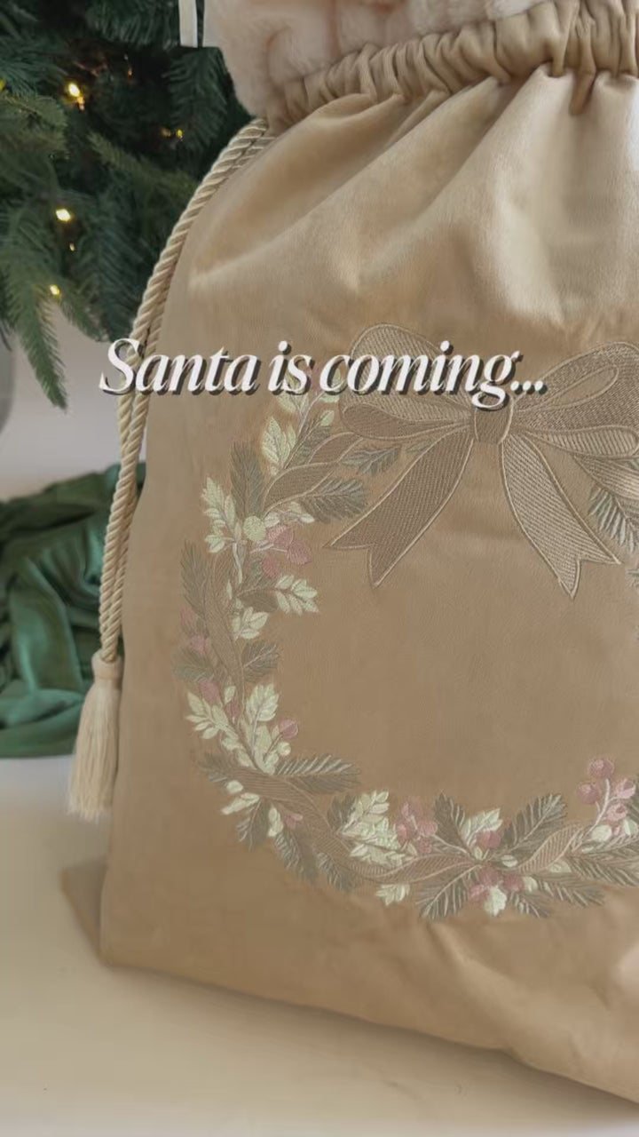 Deluxe Embroidered Santa Sack | Golden Wreath